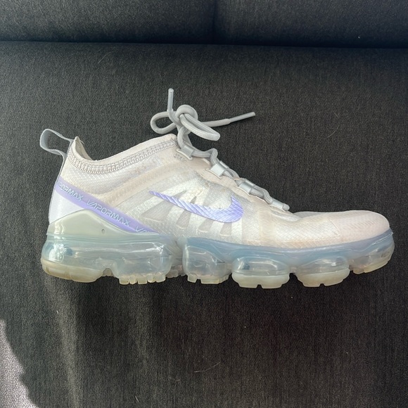 Nike VaporMax 2019 (purple & white color way) - Picture 3 of 4